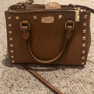 Micheal Kors purse